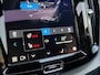 Volvo XC60 T6 Plug-in hybrid AWD Plus Black Edition | Panoramadak | Trekhaak | Stoel en stuurwielverwarming | Sportstoelen | Luchtvering | Camera | Adaptieve cruise control |