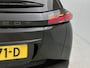 Peugeot e-2008 EV Allure 50 kWh 136pk Automaat | SoH 100%  | Navigatie | Climate Control | Adaptieve Cruise Control | Camera Voor + Achter | Dodehoekdetectie | 17"LMV | LED | Apple Carplay/Android Auto |
