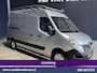 Renault Master 2.3 dCi 170pk L2H2 Inrichting Euro6 Airco | Imperiaal | Camera | Navigatie | Cruisecontrol | 2500kg Trekhaak Parkeersensoren, Trap, Sidebars, Bijrijdersbank