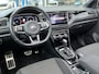 Volkswagen T-Roc 1.5 TSI Sport / AUTOMAAT/ PANO/ STANDKACHEL/ ELEK.KLEP/ DODEHOEK/ STOELVERWARM./ PARK.SENSOR.V+A/ ACC/ APP-CONNECT/ KEYLESS/ RIJ-MODI/ DAB/ NAVI/ LED/ CLIMA/ ISOFIX/ 18'' LMV