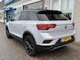 Volkswagen T-Roc 1.5 TSI Sport / AUTOMAAT/ PANO/ STANDKACHEL/ ELEK.KLEP/ DODEHOEK/ STOELVERWARM./ PARK.SENSOR.V+A/ ACC/ APP-CONNECT/ KEYLESS/ RIJ-MODI/ DAB/ NAVI/ LED/ CLIMA/ ISOFIX/ 18'' LMV