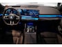 BMW 5-Serie Touring 550e xDrive M-Sport Pro | M-Seats | Panorama | Driving Ass. Prof. | Stoelvent. | Trekhaak | Head-Up | H/K |