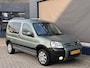 Peugeot Partner MPV 1.6-16V VTC Uitvoering | Uniek! 1e Eigenaarsauto Nieuw door ons Geleverd met slechts 54.541 KM | Airco | Cruise Control | 2x Zijschuifdeur | Radio | 4-Seizoenenbanden | Radio | Elektrische Ramen | Centrale Deurvergrendeling | Mistlampen |