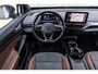 Volkswagen ID.4 204pk First 77 kWh | Navigatie | Achteruitrijcamera | Stoelverwarming