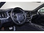Volvo XC60 T5 R-Design - Harman/Kardon audio - Adaptieve LED koplampen - Parkeercamera achter - Verwarmde voorstoelen - Parkeersensoren voor & achter - Elektr. bedienb. bestuurdersstoel met geheugen - Cruise control - Navigatie - Extra getint glas - 19' LMV