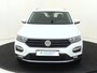 Volkswagen T-Roc 1.0 TSI Style | Parkeersensoren | Adaptieve cruise control | CarPlay | Navigatie | Airco |