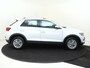 Volkswagen T-Roc 1.0 TSI Style | Parkeersensoren | Adaptieve cruise control | CarPlay | Navigatie | Airco |