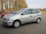 Nissan Almera Tino 1.8 + Trekhaak-
