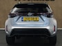 Toyota Yaris Cross 1.5 Hybrid 130 GR SPORT - ADAPTIEVE CRUISE CONTROL - STOELVERWARMING VOORSTOELEN - STUURWIELVERWARMING - DODEHOEKDETECTIE - KEYLESS ENTRY/START - APPLE CARPLAY/ANDROID AUTO - CAMERA - EXTRA GETINT GLAS - PARKEERSENSOREN VOOR + ACHTER - STOOTLIJSTEN