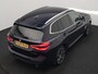 BMW X3 xDrive30e M Sport Plug In Hybrid 293pk Dealer O.H. PHEV | Trekhaak Af Fabriek | Head Up | 360 Camera | Adaptief Onderstel | Lederen Sportstoelen & Stuur Verwarmd | Sfeerverlichting | Keyless | Blis | Navigatie | DAB | Virtual |