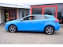 Volvo V40 2.0 D2 R-Design Airco|LMV|Leder-Alcantara