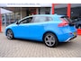 Volvo V40 2.0 D2 R-Design Airco|LMV|Leder-Alcantara