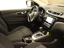 Nissan Qashqai 1.2 Connect Edition - ORIGINEEL NEDERLANDSE AUTO - ACHTERUITRIJCAMERA - NAVIGATIE FULL MAP - KEYLESS ENTRY - PARKEERSENSOREN VOOR EN ACHTER - VERKEERSBORDDETECTIE - LICHTMETALEN VELGEN 18" - AUTOMATISCHE AIRCO - EXTRA GETINT GLAS - PANORAMADAK