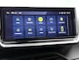 Peugeot 2008 1.2 Hybrid GT 145pk Automaat | Schuif-/Kanteldak | Elektrische Stoel | Stoelmassage | Navigatie | Climate Control | Adaptieve Cruise Control | Camera Voor + Achter | LED | 18"LMV | Keyless Entry/Start | Dodehoekdetectie | Apple Carplay/Android Auto |
