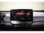 Volkswagen ID.3 Business 58 kWh 3-fase [ LED Adapt.cruise Stoelverwarming ]