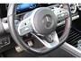 Mercedes-Benz GLB 180 AUT7 AMG Line NIGHT PAKKET PANORAMADAK DISTRONIC SFEER CARPLAY KEY-LESS GO TREKHAAK
