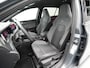 Volkswagen Golf Variant 1.5 eTSI 130pk DSG R-Line Navigatie