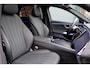 Mercedes-Benz E-klasse Estate 300 e Exclusive Line Premium | Distronic+ | Stoelventilatie | HUD | Zonnerollo's | Digital Light | Trekhaak | Burmester | Leder | Keyless Go | Surround Camera |