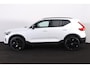 Volvo XC40 B4 Plus Black Edition - Panorama/schuifdak - IntelliSafe Assist & Surround - 360º Camera - Harmon Kardon Audio - Verwarmde voorstoelen, stuur & achterbank - Parkeersensoren voor & achter - Elektr. bedienb. voorstoelen met geheugen links - Draadloze tel. lader - Extra getint glas - 20' LMV