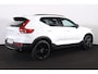 Volvo XC40 B4 Plus Black Edition - Panorama/schuifdak - IntelliSafe Assist & Surround - 360º Camera - Harmon Kardon Audio - Verwarmde voorstoelen, stuur & achterbank - Parkeersensoren voor & achter - Elektr. bedienb. voorstoelen met geheugen links - Draadloze tel. lader - Extra getint glas - 20' LMV
