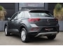 Volkswagen T-Roc 1.0 TSI Style 110pk Stoelverwarmming/AppleCarplay/Camera