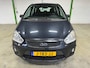 Ford C-Max 1.8-16V GHIA / Stoelverwarming / PDC voorzijde / PDC achterzijde / Navigatie / LM velgen.