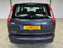 Ford C-Max 1.8-16V GHIA / Stoelverwarming / PDC voorzijde / PDC achterzijde / Navigatie / LM velgen.