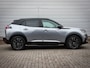 Peugeot e-2008 EV GT 50 kWh | Clima | Cruise | Navi | Panoramadak | 360 Graden Camera | Led | Lichtmetaal | SOH 103,3% | 3 fase lader