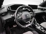 Peugeot e-2008 EV GT 50 kWh | Clima | Cruise | Navi | Panoramadak | 360 Graden Camera | Led | Lichtmetaal | SOH 103,3% | 3 fase lader