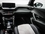 Peugeot e-2008 EV GT 50 kWh | Clima | Cruise | Navi | Panoramadak | 360 Graden Camera | Led | Lichtmetaal | SOH 103,3% | 3 fase lader