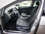 Volkswagen E-Golf e-Golf | Clima | Cruise | Navi | Pdc | 17 Inch | Led | Pdc voor/achter | 12