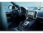 Porsche Cayenne 4.2 D S / Pano / Trekhaak / Bose / Keurige Staat / Luchtvering / Standkachel