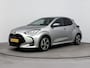 Toyota Yaris 1.5 Hybrid 115 Dynamic | Dodehoek detectie | Parkeersensoren voor/achter | Stoel-/stuurverwarming | Apple Carplay / Android Auto