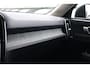 Volvo XC40 T4 Recharge Inscription | Leder | Trekhaak | Parkeercamera | 19 Inch