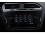 Volkswagen Tiguan 2.0 TDI 4Motion Highline Aut. | 3x R-line | Panorama | Adaptief | Trekhaak | Stoelverwarming | Virtual Dash. |