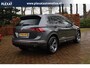 Volkswagen Tiguan 2.0 TDI 4Motion Highline Aut. | 3x R-line | Panorama | Adaptief | Trekhaak | Stoelverwarming | Virtual Dash. |
