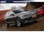 Volkswagen Tiguan 2.0 TDI 4Motion Highline Aut. | 3x R-line | Panorama | Adaptief | Trekhaak | Stoelverwarming | Virtual Dash. |