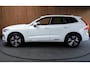 Volvo XC60 2.0 T6 PlugIn hybrid AWD Panodak Leer Navi Camera Elektr. bedienbare achterklep Memory seats Sfeerverlichting PDC LM velgen Long Range BTW auto!