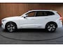 Volvo XC60 2.0 T6 PlugIn hybrid AWD Panodak Leer Navi Camera Elektr. bedienbare achterklep Memory seats Sfeerverlichting PDC LM velgen Long Range BTW auto!