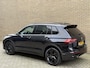 Volkswagen Tiguan 1.4 TSI eHybrid 245pk R-Line Business+ | Virtual cockpit | Camera | Head up | Adaptieve cruise | Wegklapbare trekhaak | IQ Light | Navigatie | Keyless | Apple CarPlay / Android Auto | Sfeerverlichting | Stoel&stuurverwarming | 19 inch LMV | Elektrische achterklep | Volledig dealeronderhouden!