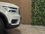 Volvo XC40 T4 Recharge Inscription | Glacier Silver! | Trekhaak | Adaptieve Cruise Control | Stoel en Stuurwielverwarming | Standkachel met Volvo On Call App | Parkeercamera | Pilot Assist | BLIS Dode Hoek Detectie | Parkeersensoren voor+achter | 19 Inch | Zitting velenging voorstoelen | Climate Control L+R | DAB Radio | Apple Carplay/Android Auto | Glacier Silver Metallic |