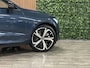 Volvo XC60 T8 AWD Recharge Ultra Dark | Luchtvering | Trekhaak | 360 Camera | Head-Up Display | 455pk | Harman Kardon | Adaptieve Cruise Control | Stoelverwarming voor+achter | Stuurwielverwarming | Schuifdak | 21 Inch | Full LED Meesturende koplampen | Pilot Assist | BLIS Dode Hoek Detectie | Elektrische voorstoelen geheugen | Lederen bekleding | Zitting verlenging voorstoelen | Lederen dashboard | Google Infotainment | Keyless Drive | Parkeersensoren voor+achter | Privacy Glass | Elektrisch bedienbare achterklep | DAB Radio | Apple Carplay/Android Auto | Alarm Klasse III | Draadloos telefoon opladen | Volvo On Call met mobiele App functie | Denim Blue Metallic |