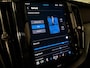Volvo XC60 T8 AWD Recharge Ultra Dark | Luchtvering | Trekhaak | 360 Camera | Head-Up Display | 455pk | Harman Kardon | Adaptieve Cruise Control | Stoelverwarming voor+achter | Stuurwielverwarming | Schuifdak | 21 Inch | Full LED Meesturende koplampen | Pilot Assist | BLIS Dode Hoek Detectie | Elektrische voorstoelen geheugen | Lederen bekleding | Zitting verlenging voorstoelen | Lederen dashboard | Google Infotainment | Keyless Drive | Parkeersensoren voor+achter | Privacy Glass | Elektrisch bedienbare achterklep | DAB Radio | Apple Carplay/Android Auto | Alarm Klasse III | Draadloos telefoon opladen | Volvo On Call met mobiele App functie | Denim Blue Metallic |