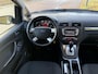 Ford C-Max 2.0-16V Titanium / Navi / Automaat / Airco / NAP / pdc /