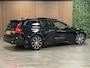 Volvo V60 T6 AWD Recharge Plus Dark | Schuifdak | Trekhaak | Adaptieve Cruise Control | Stoelverwarming voor+achter | Stuurwielverwarming | Parkeercamera | Full LED Meesturende koplampen | Pilot Assist | BLIS Dode Hoek Detectie | Elektrische voorstoelen geheugen | Lederen bekleding | Zitting verlenging voorstoelen | Zitting verlenging voorstoelen | Google Infotainment | 18 Inch | Keyless Drive | Parkeersensoren voor+achter | Privacy Glass | Elektrisch bedienbare achterklep | DAB Radio | Apple Carplay/Android Auto | Volvo On Call met mobiele App functie | Onyx Black Metallic |