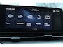 Hyundai Kona Electric PREMIUM 65.4 kWh | LEDER | TREKHAAK | HUD | 360 CAMERA | MEMORY | ADAPTIVE CRUISE | STOEL- STUURVERW. | CARPLAY
