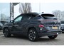 Hyundai Kona Electric PREMIUM 65.4 kWh | LEDER | TREKHAAK | HUD | 360 CAMERA | MEMORY | ADAPTIVE CRUISE | STOEL- STUURVERW. | CARPLAY