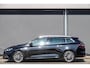 Renault Megane Estate 1.2TCe 132Pk Aut. | Signature Exclusiv | Leder | Head-Up display | Achteruitrijcamera | Bose-Soundsyteem | 17''