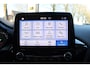 Ford Fiesta 1.0 Apple/Android carplay, Parkeer assistent, Stuurverwarming, Stoelverwarming, Cruise control, Airco, Parkeersens. V en A, 18" LMV
