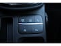 Ford Fiesta 1.0 Apple/Android carplay, Parkeer assistent, Stuurverwarming, Stoelverwarming, Cruise control, Airco, Parkeersens. V en A, 18" LMV